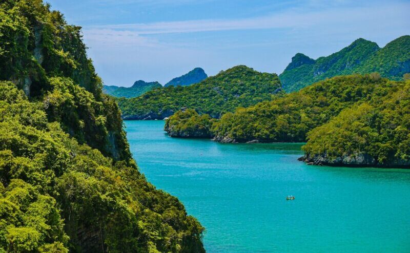 Ang Thong National Park: Exploring the 42 Islands Tour